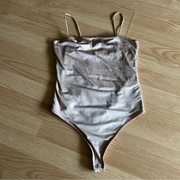 Abercrombie & Fitch Square Neck Bodysuit Medium - Picture 1 of 8